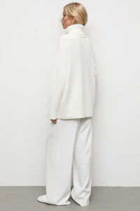 86696d80-a869-4bea-bb7c-4a9b58afdc44-Max